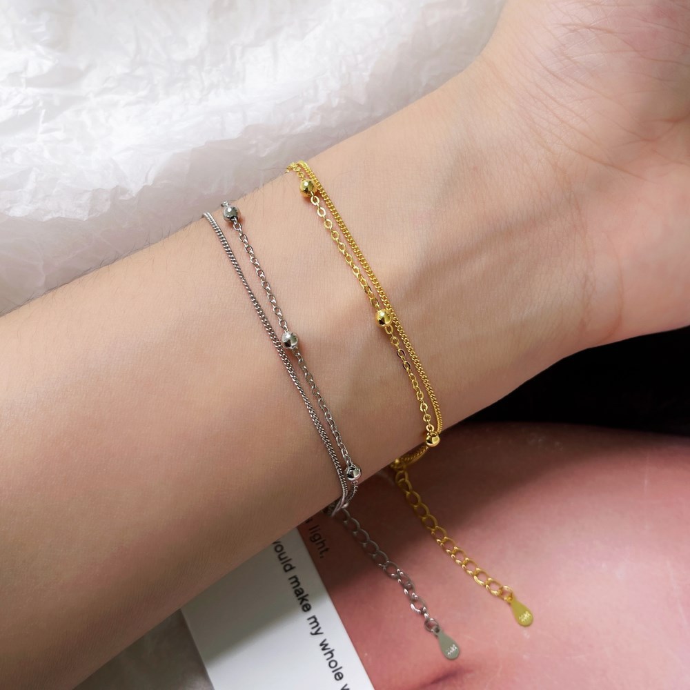 gold chain bracelet